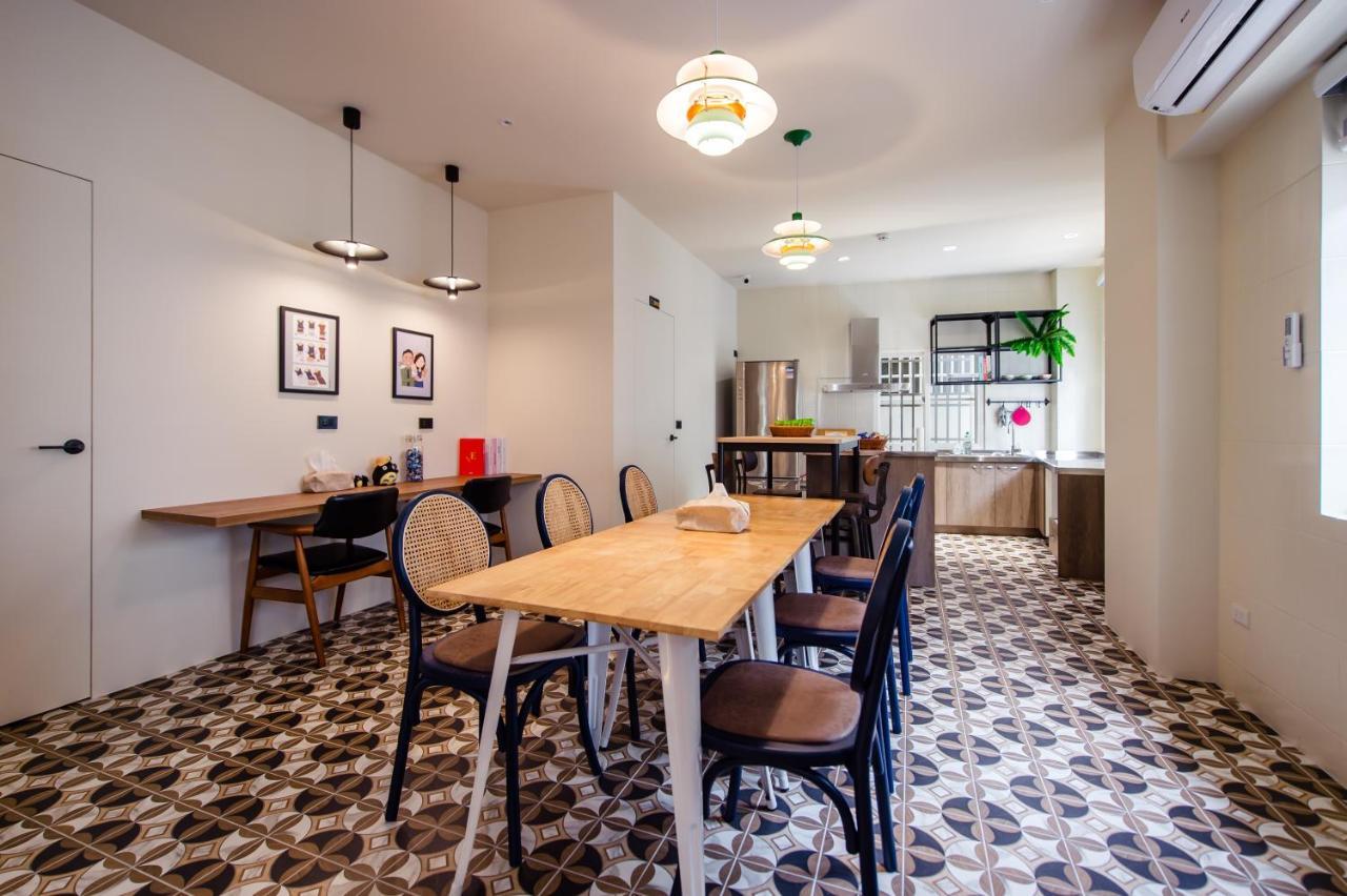 I Am Here B&B Tainan Exterior photo